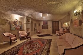 Aurora Cave Hotel