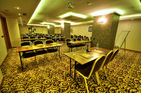 Golden Deluxe Hotel