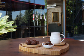 Golden Lake Hotel