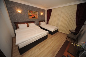 Golden Lake Hotel
