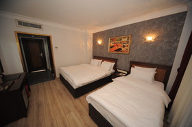 Golden Lake Hotel
