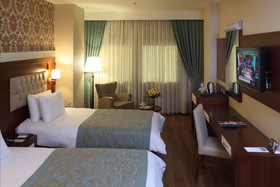 Otel Senbayrak City