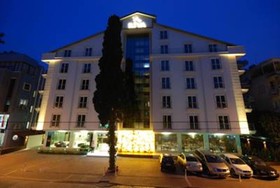 Riva Resatbey Luxury Hotel
