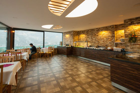 Armin Hotel