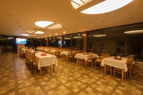 Armin Hotel