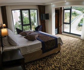 Çinar Han Otel & Cafe