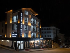 Çinar Han Otel & Cafe
