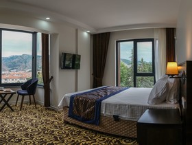 Çinar Han Otel & Cafe