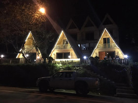 Elasya Bungalov