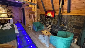 Waterfall Bungalov