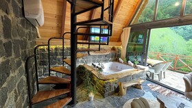 Waterfall Bungalov