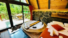 Waterfall Bungalov