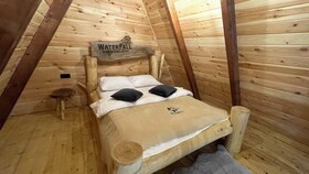 Waterfall Bungalov