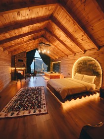 Zirvedekal Suit Hotel