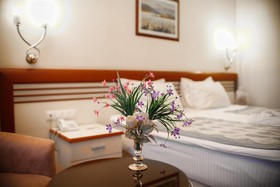 Akar Hotel International