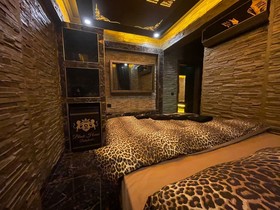 Black House