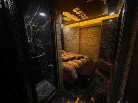 Black House
