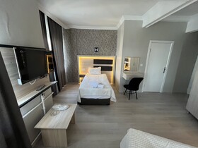 Cicek Hotel