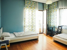 Deeps Hostel