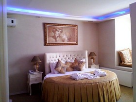 Golden Boutique