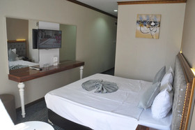 Grand Sera Hotel