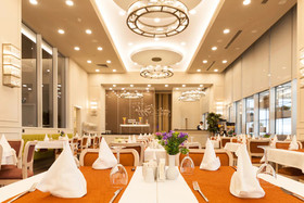 HM Commerce Hotel