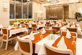 HM Commerce Hotel