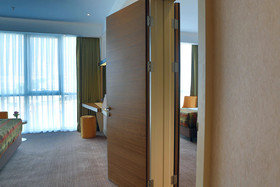 HM Commerce Hotel