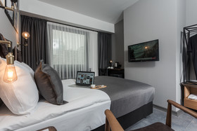 Hotel Cinnah