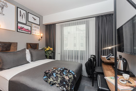 Hotel Cinnah