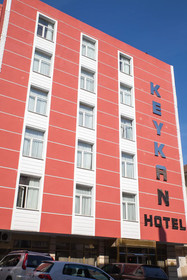Izz Otel