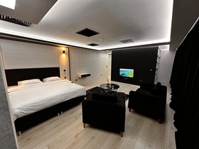 KT Suites