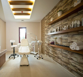 Bonjur Hotel Thermal & Wellness Club