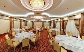 Bonjur Hotel Thermal & Wellness Club