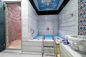Bonjur Hotel Thermal & Wellness Club
