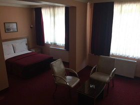Mina 1 Otel