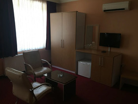 Mina 1 Otel