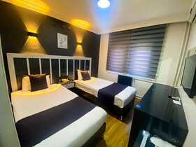 Rer Hotel