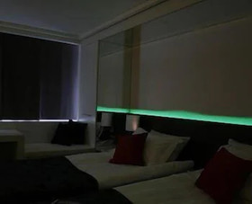 Samm - Boutique Class