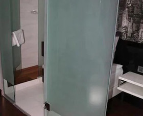 Samm - Boutique Class