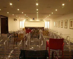 Samm - Boutique Class