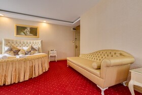 Twins Boutique Hotel