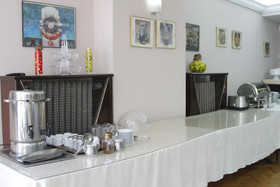 Cihan Palas