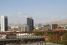 Cihan Palas