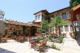 Jasmin Konak