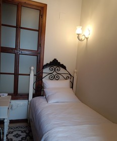 Ranjous Hotel