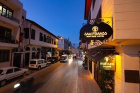 Sam Franss Boutique Hotel
