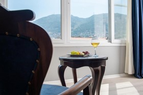 Voyage Elegante Hotel