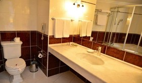 Yahura Otel