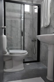 Livia Hotel